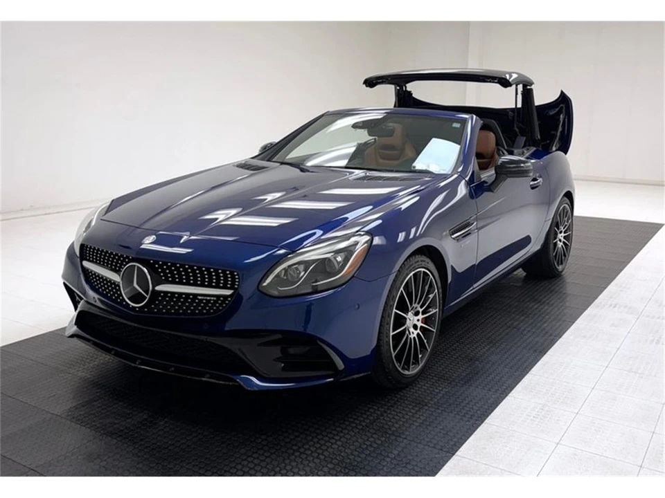 2017 Mercedes-Benz R172 SLC 43 AMG - Image 2 of 31