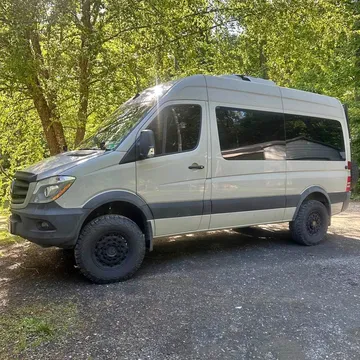 2017 Mercedes-Benz Sprinter 2500 Passenger High Roof w/144" WB Van 3D