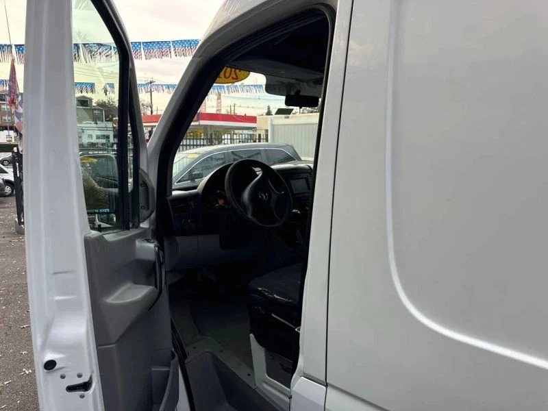 2017 Mercedes-Benz NCV3 Sprinter - Image 4 of 11