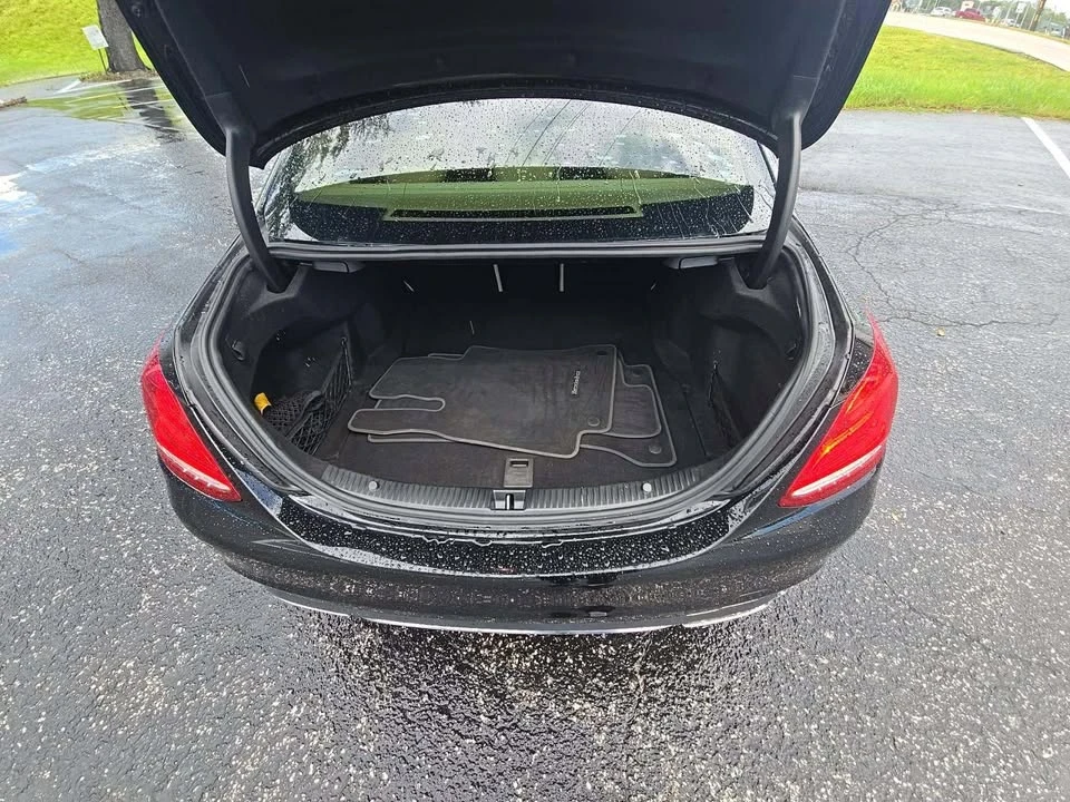 2017 Mercedes-Benz W205 C-Class - Image 8 of 9