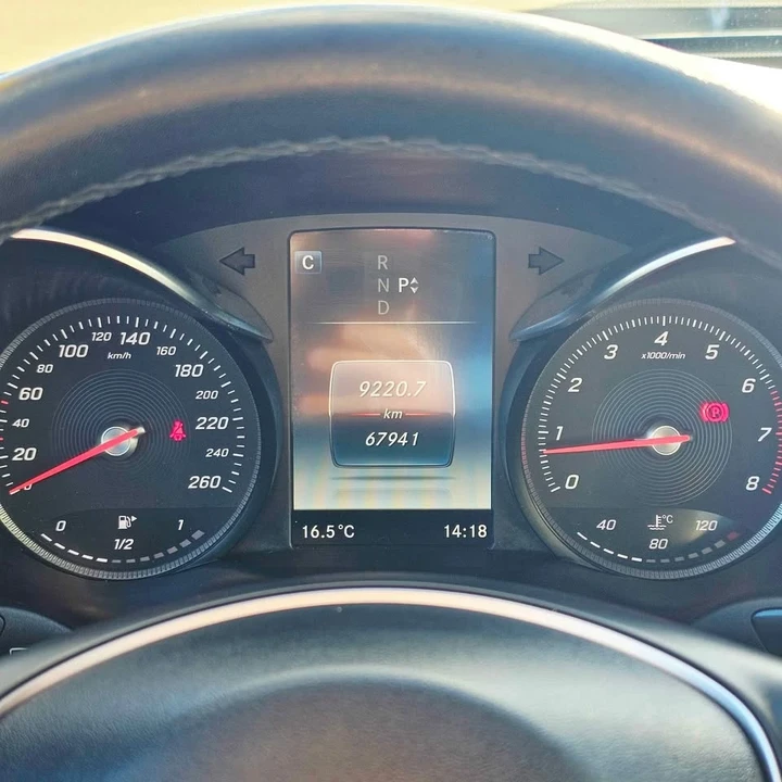 2017 Mercedes-Benz W205 C-Class - Image 7 of 11