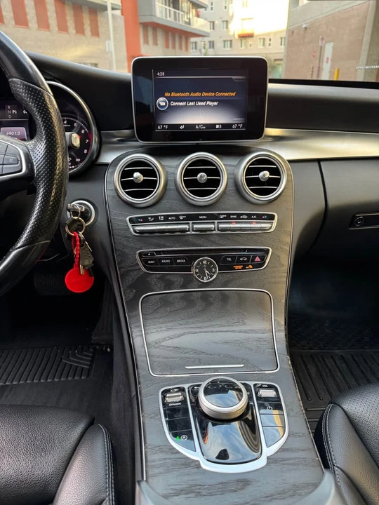 2017 Mercedes-Benz W205 C-Class - Image 9 of 12