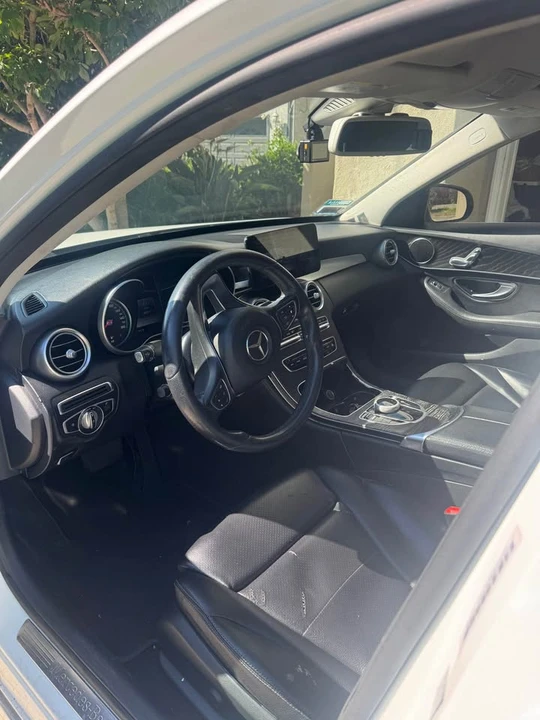 2017 Mercedes-Benz W205 C-Class - Image 7 of 9