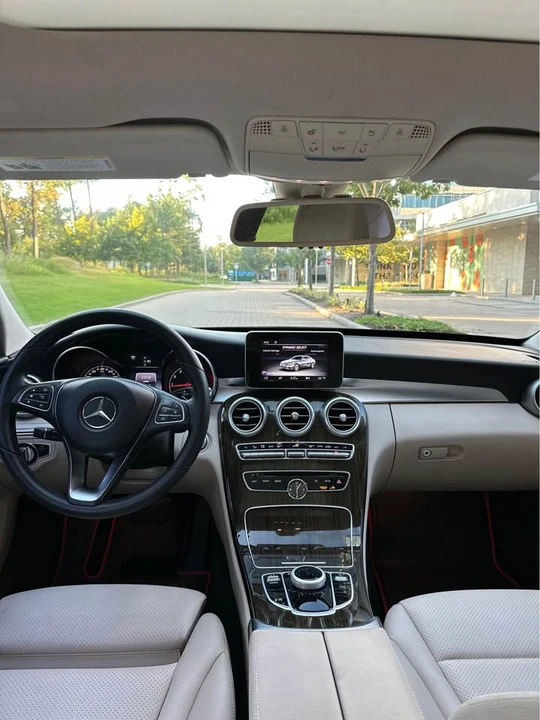 2017 Mercedes-Benz W205 C-Class - Image 9 of 12