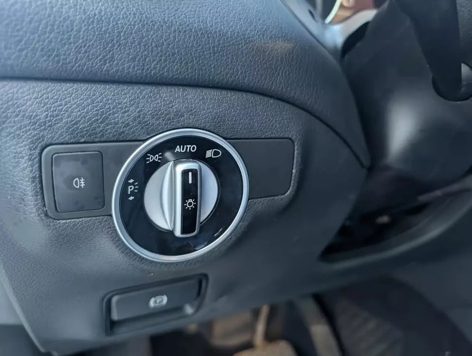 2017 Mercedes-Benz C117 CLA - Image 13 of 20