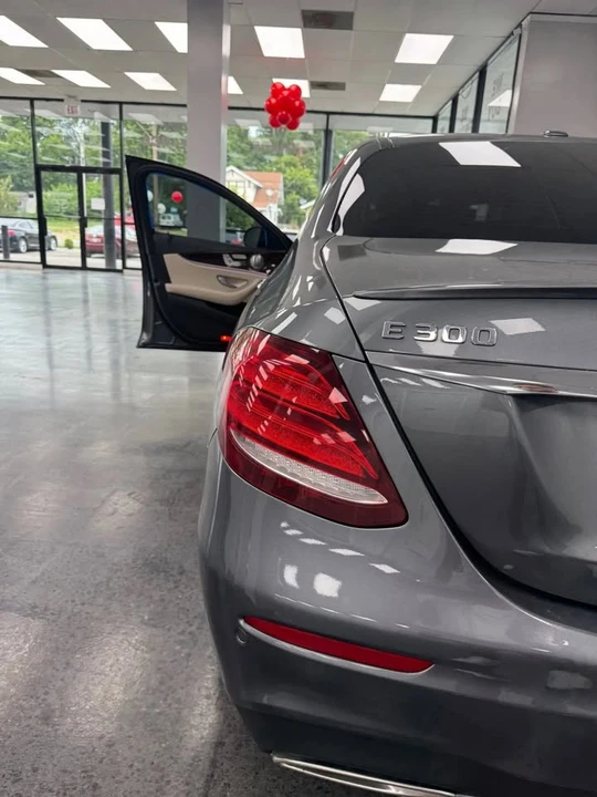 2017 Mercedes-Benz W213 E-Class - Image 9 of 20