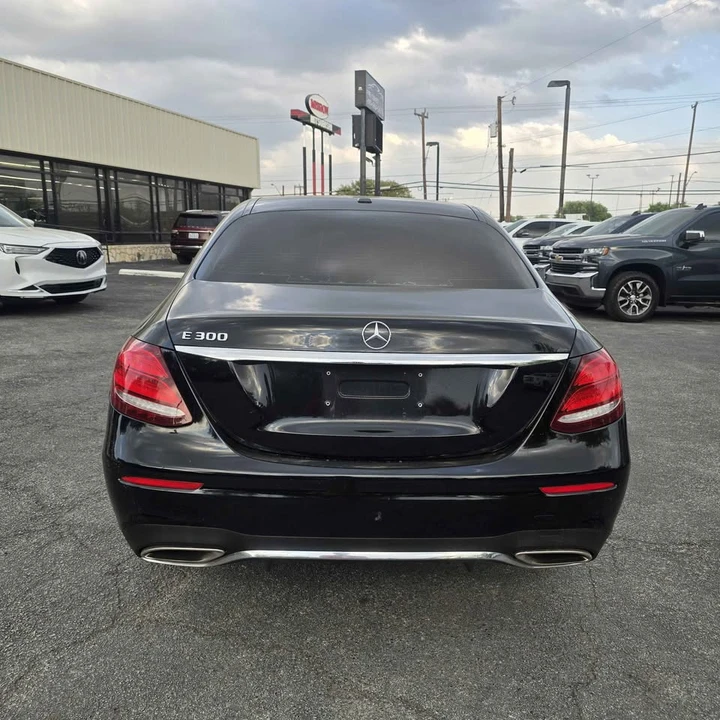 2017 Mercedes-Benz W213 E-Class - Image 4 of 18