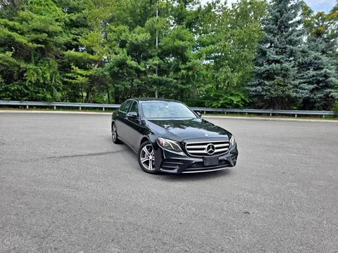 2017 Mercedes-Benz E300 4MATIC Sedan
