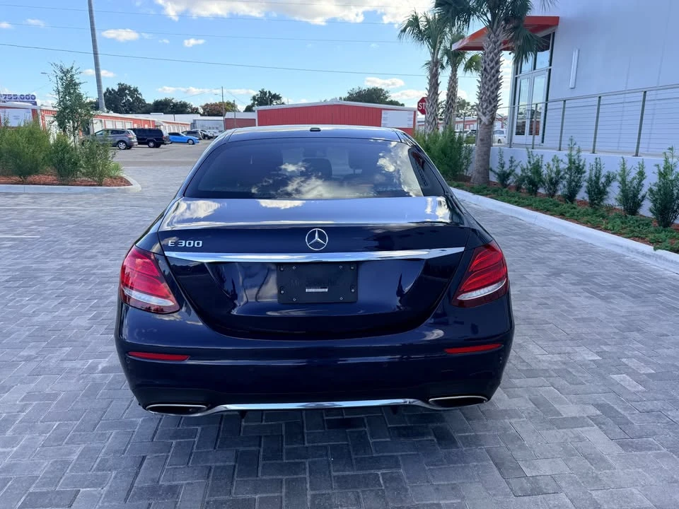 2017 Mercedes-Benz W213 E-Class - Image 3 of 17