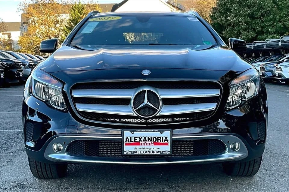 2017 Mercedes-Benz X156 GLA - Image 2 of 11