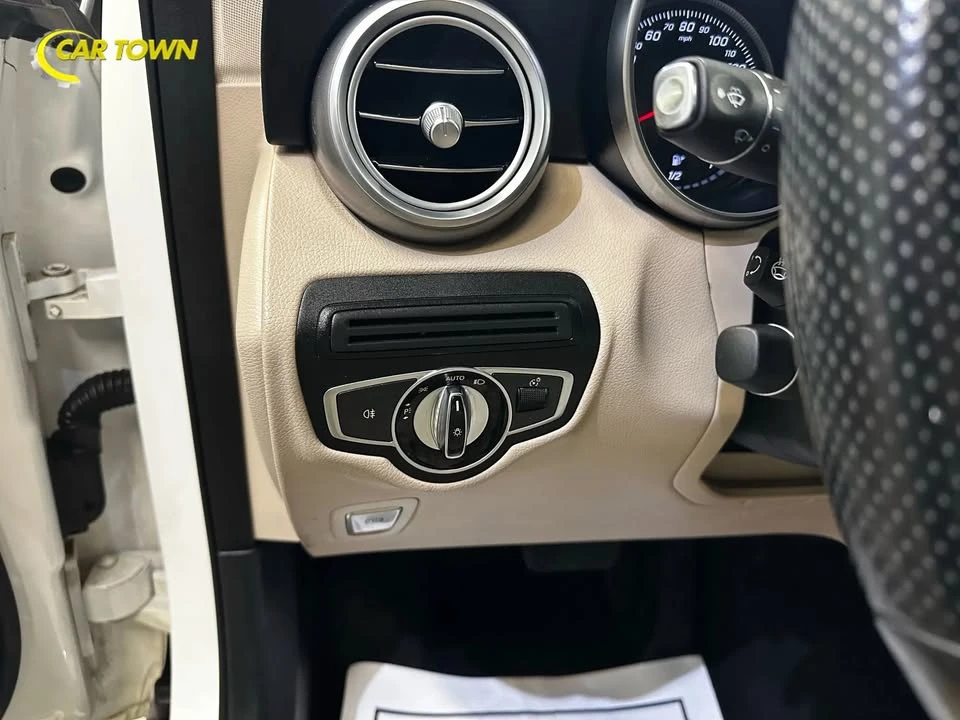 2017 Mercedes-Benz X253/C253 GLC - Image 19 of 19
