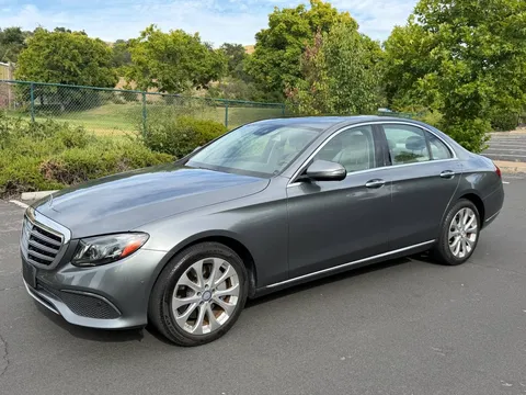 2017 Mercedes-Benz E300 2.0T