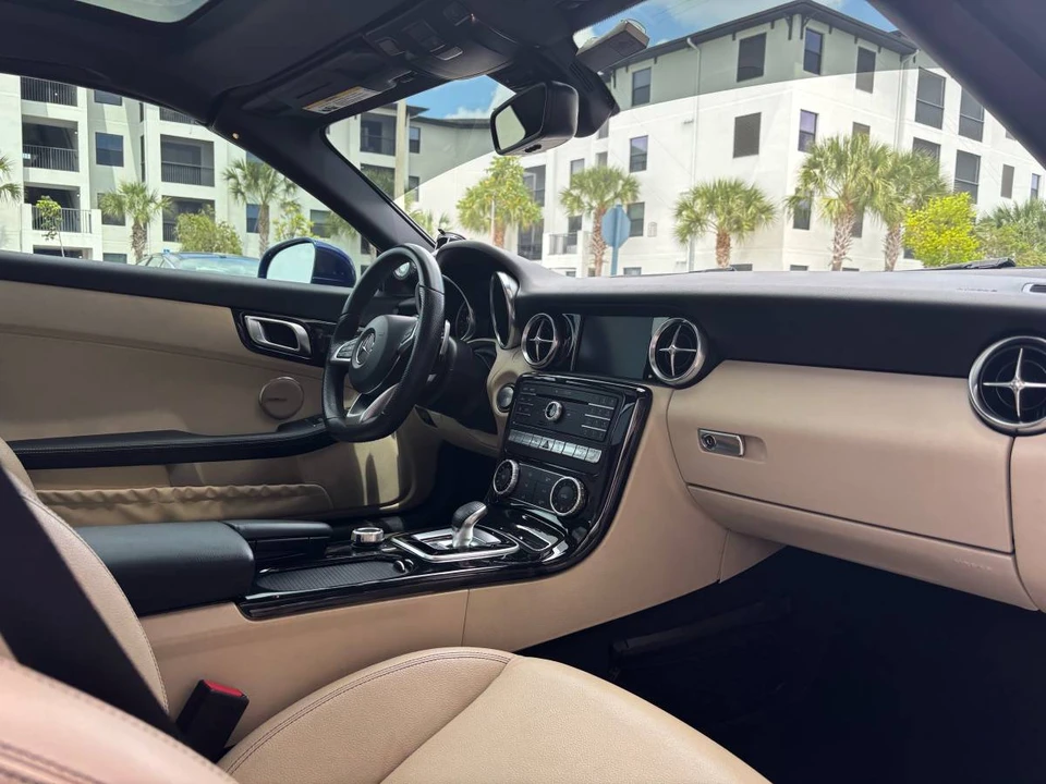 2017 Mercedes-Benz R172 SLC-Class - Image 11 of 14