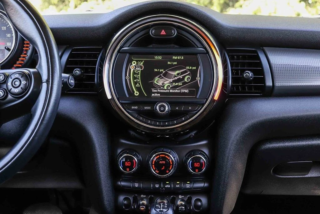 2017 Mini Mini 3rd Gen - Image 16 of 31