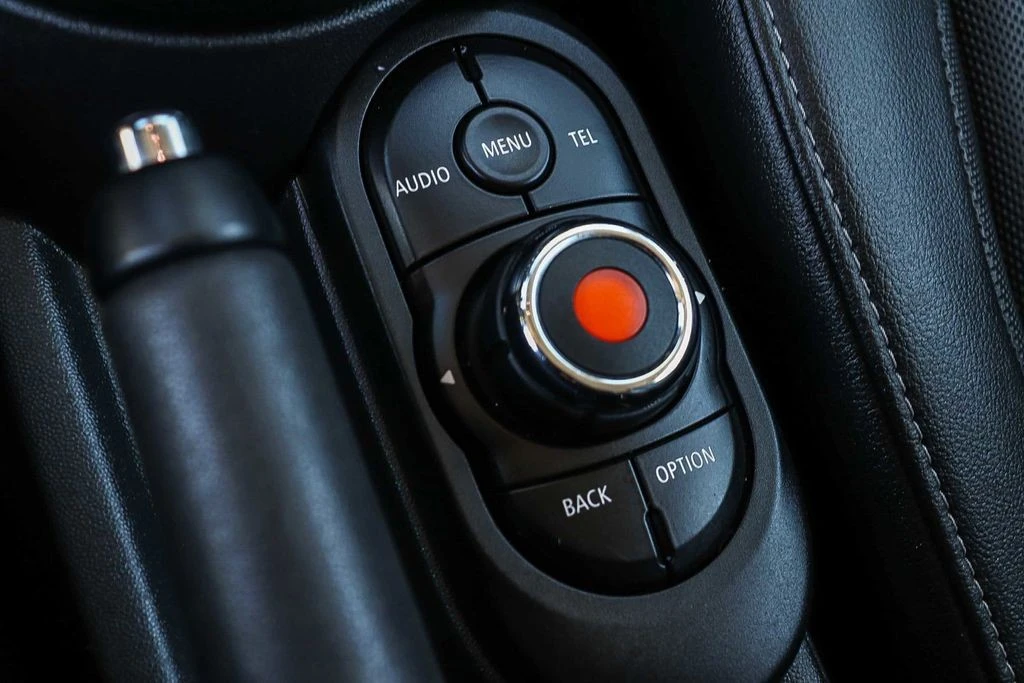 2017 Mini Mini 3rd Gen - Image 24 of 31