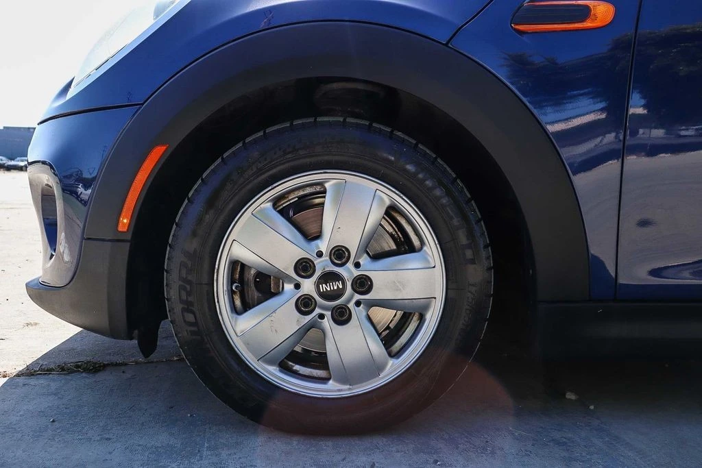 2017 Mini Mini 3rd Gen - Image 14 of 31