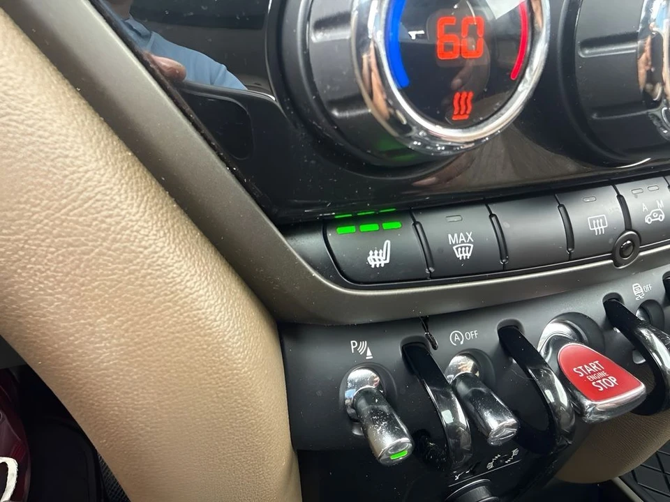 2017 Mini Mini 3rd Gen - Image 15 of 26