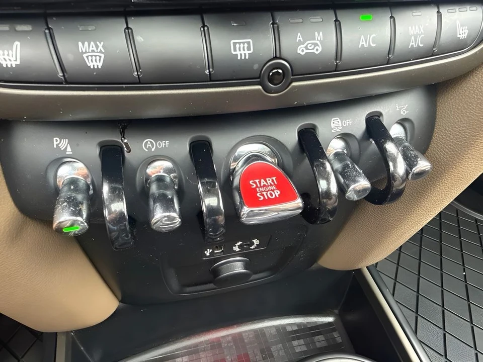 2017 Mini Mini 3rd Gen - Image 16 of 26