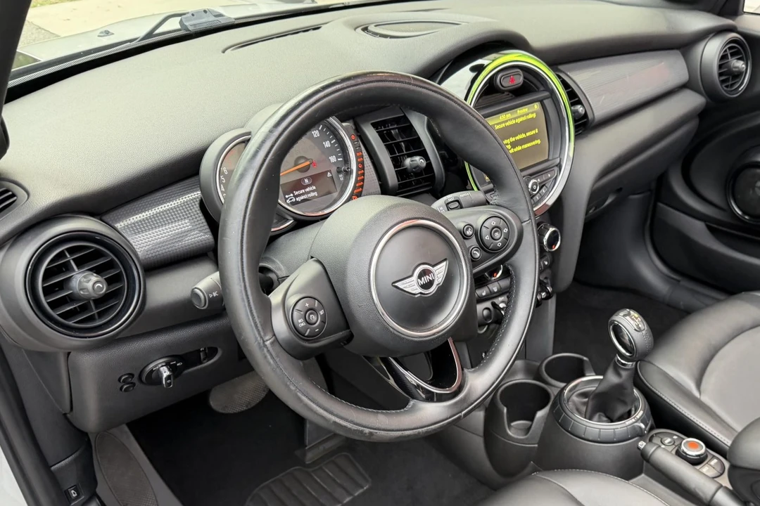 2017 Mini Mini 3rd Gen - Image 5 of 7