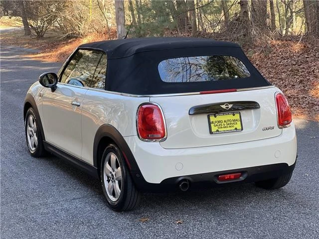 2017 Mini Mini 3rd Gen - Image 7 of 12