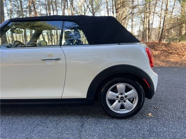 2017 Mini Mini 3rd Gen - Image 6 of 12