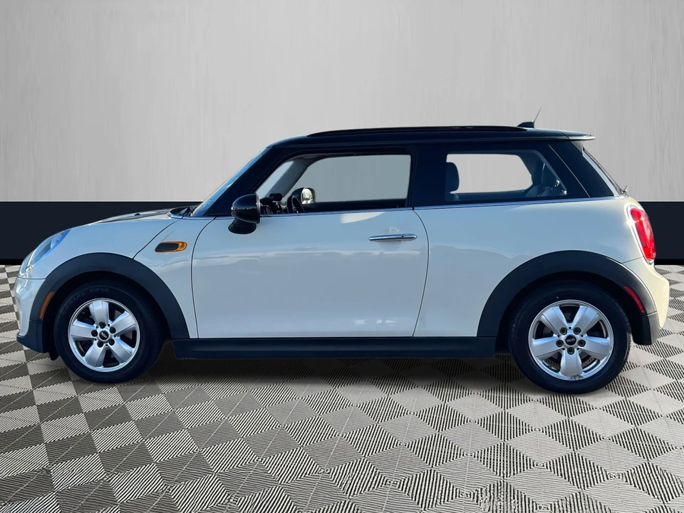 2017 Mini Mini 3rd Gen - Image 3 of 21