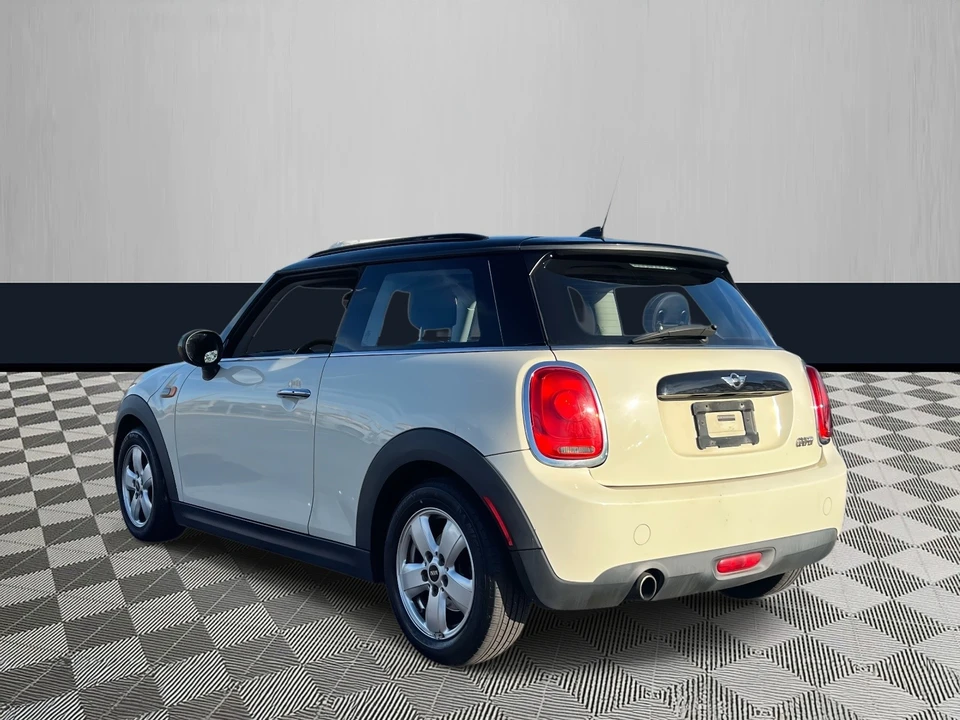 2017 Mini Mini 3rd Gen - Image 4 of 21