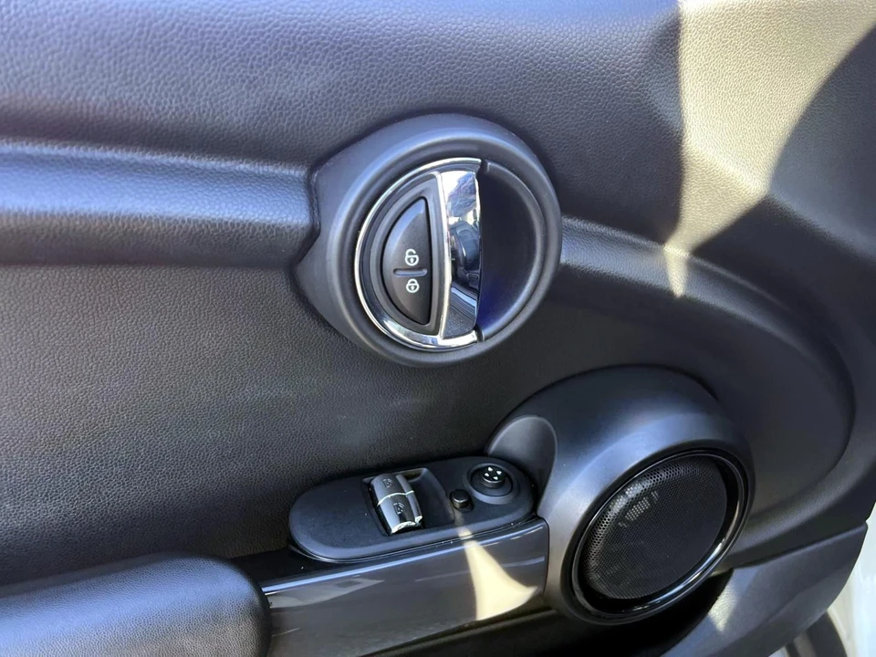 2017 Mini Mini 3rd Gen - Image 15 of 21
