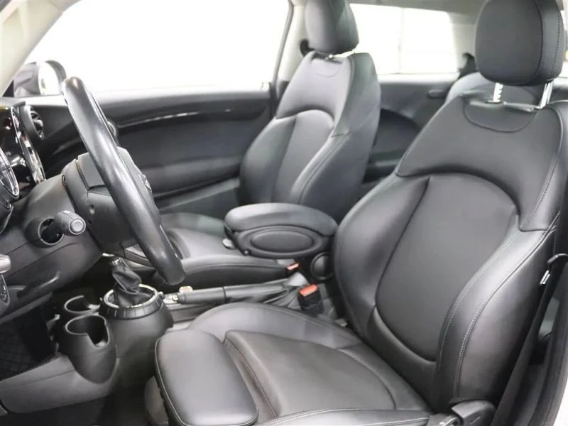 2017 Mini Mini Cooper S 3rd Gen - Image 11 of 12