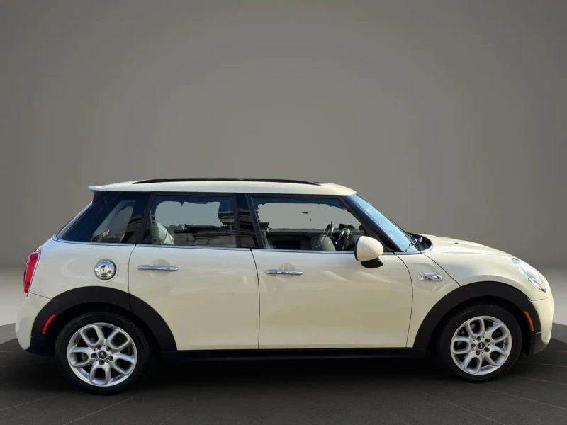 2017 Mini Mini Cooper S 3rd Gen - Image 4 of 12