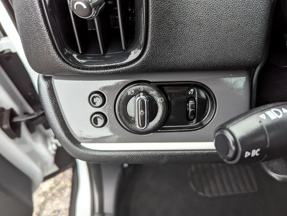 2017 Mini Countryman 2nd Gen - Image 14 of 21