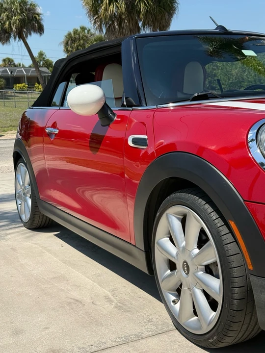 2017 Mini Mini 3rd Gen - Image 4 of 18