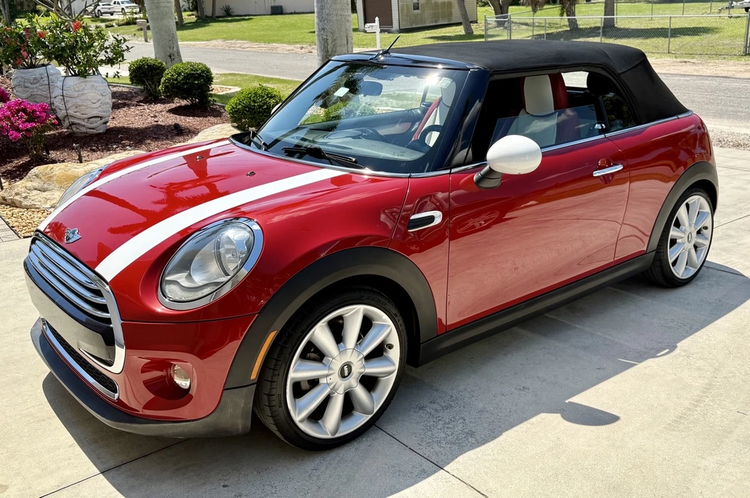 2017 Mini Mini 3rd Gen - Image 5 of 18