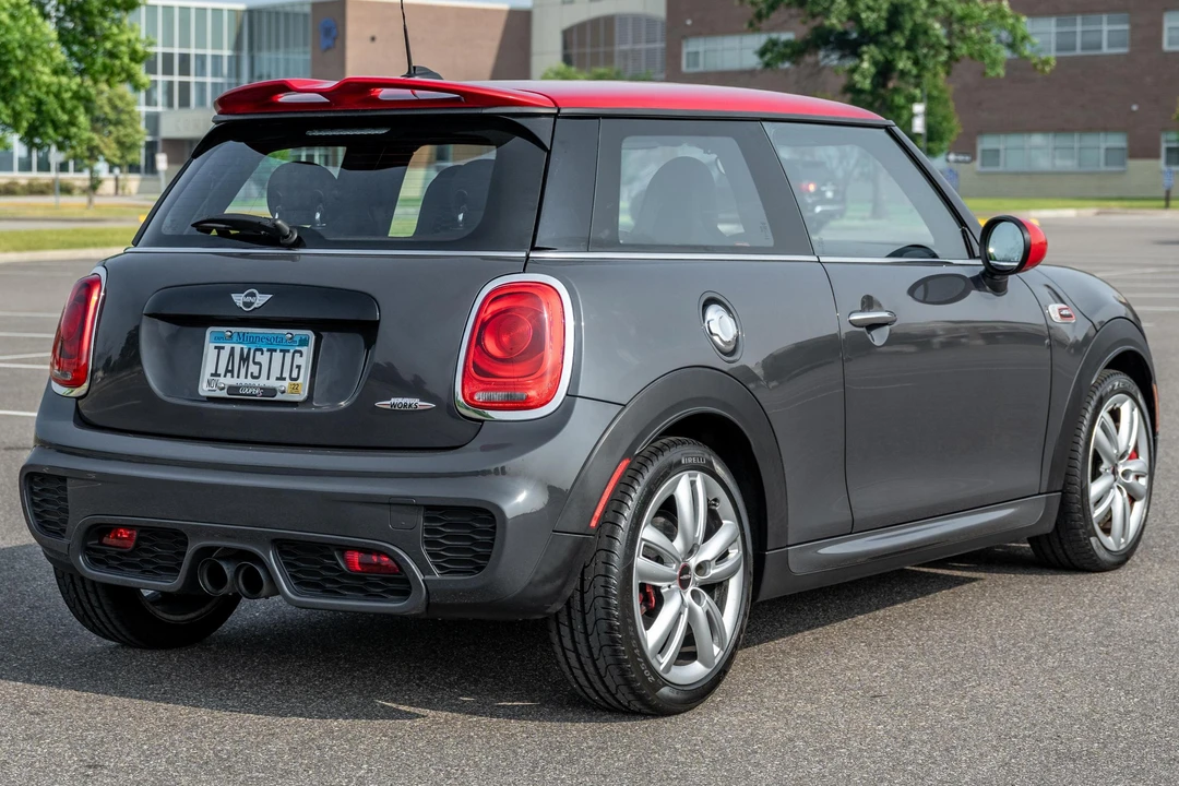 2017 Mini Mini John Cooper Works 3rd Gen - Image 4 of 31