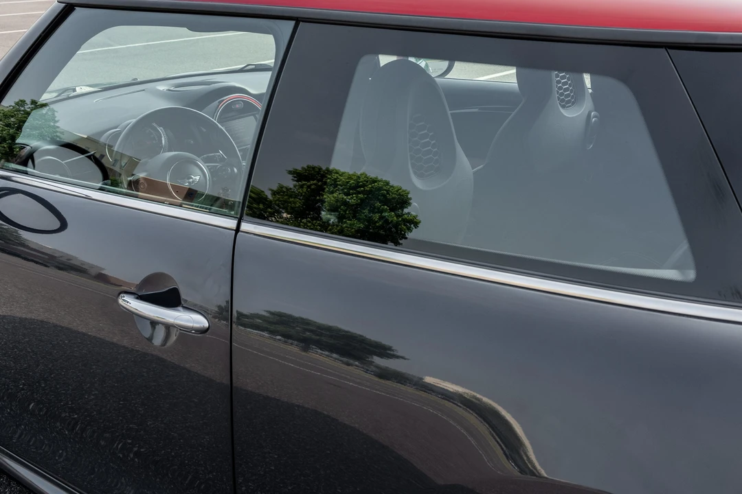 2017 Mini Mini John Cooper Works 3rd Gen - Image 23 of 31