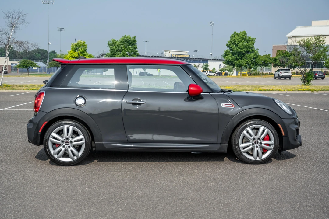 2017 Mini Mini John Cooper Works 3rd Gen - Image 10 of 31