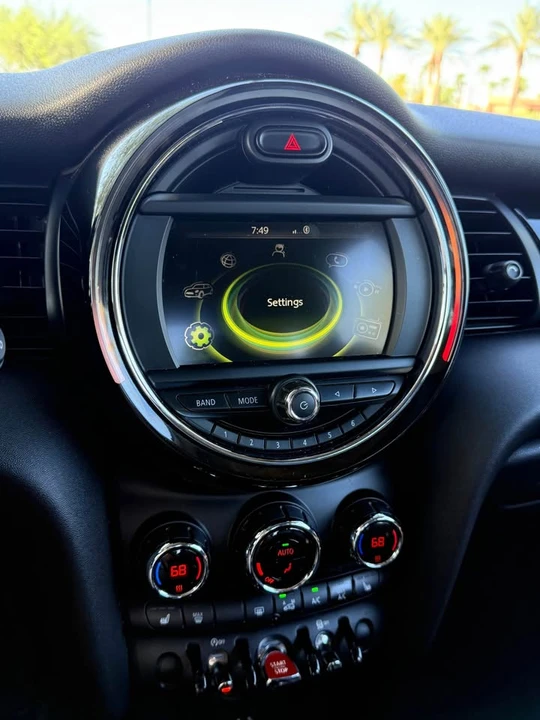2017 Mini Mini Cooper S 3rd Gen - Image 15 of 18