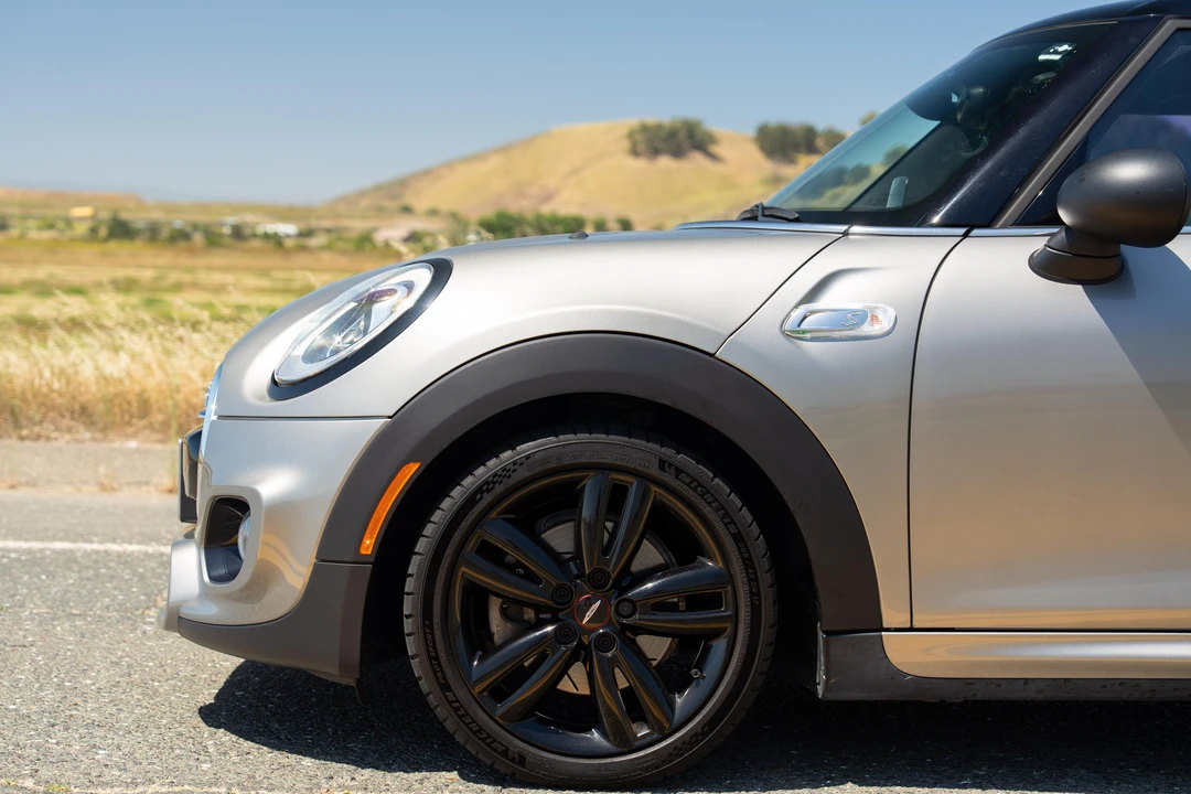 2017 Mini Mini Cooper S 3rd Gen - Image 29 of 31
