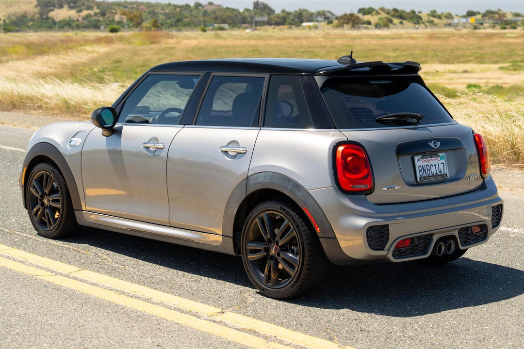 2017 Mini Mini Cooper S 3rd Gen - Image 4 of 31