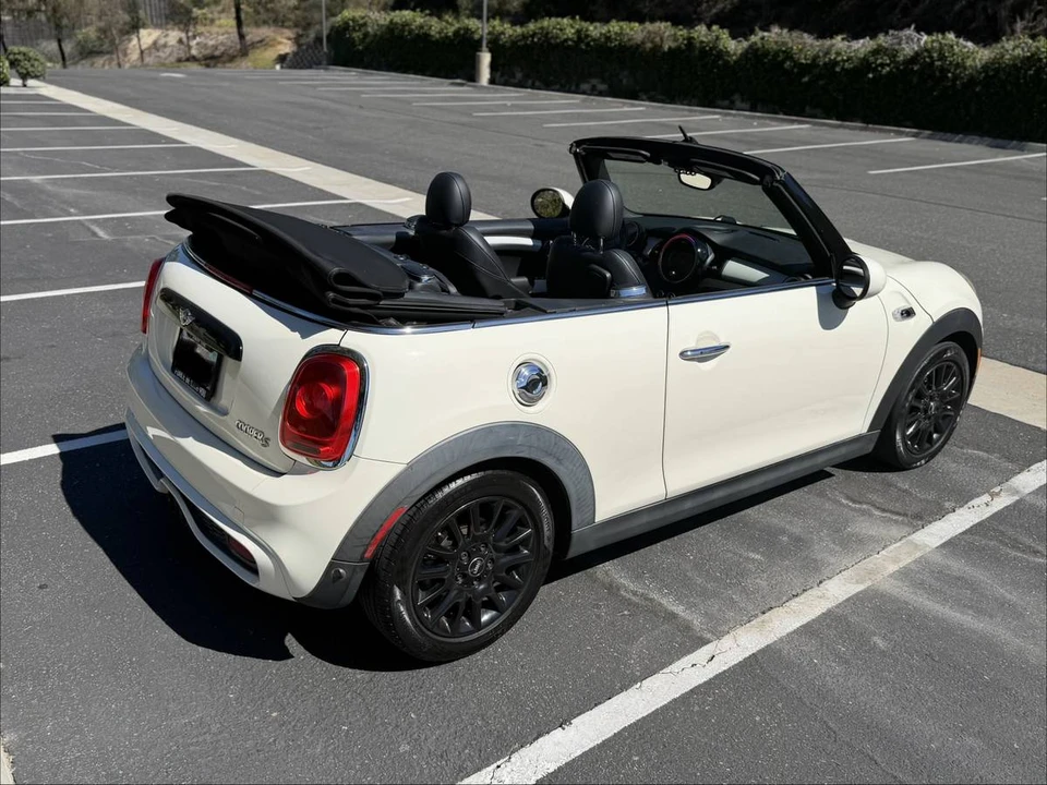 2017 Mini Mini 3rd Gen - Image 2 of 17