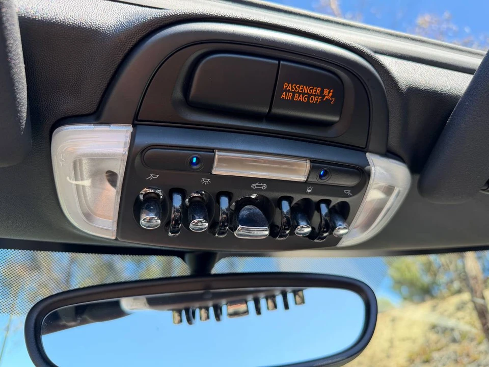 2017 Mini Mini 3rd Gen - Image 15 of 17