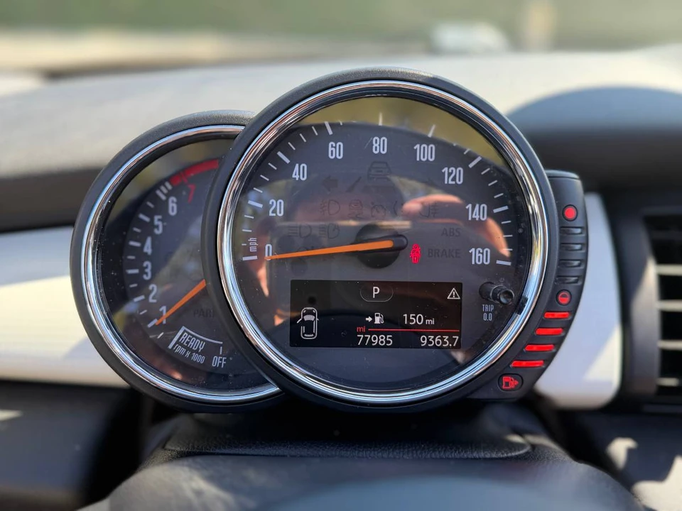2017 Mini Mini 3rd Gen - Image 14 of 17