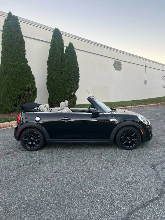2017 Mini Mini Cooper S 3rd Gen - Image 10 of 14