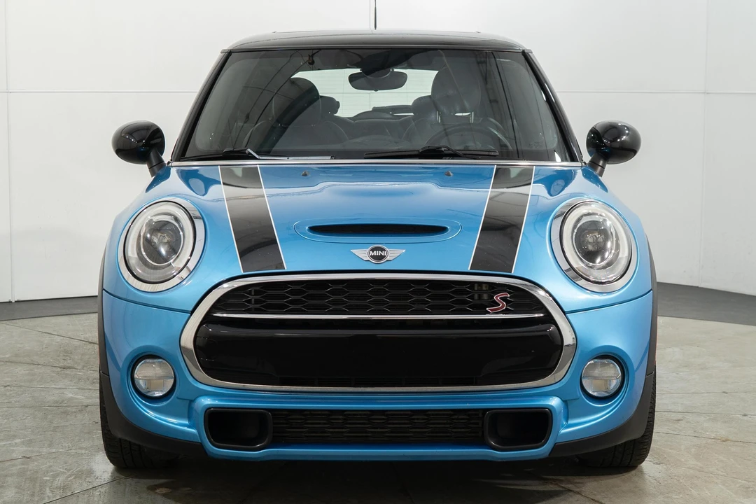 2017 Mini Mini Cooper S 3rd Gen - Image 2 of 31