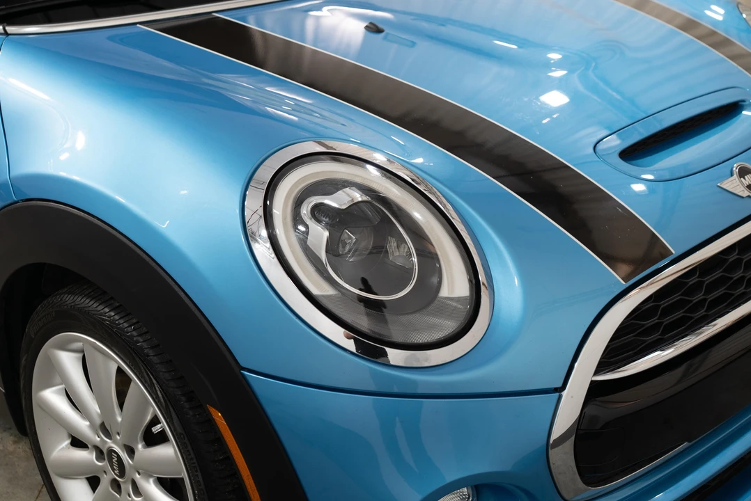 2017 Mini Mini Cooper S 3rd Gen - Image 9 of 31