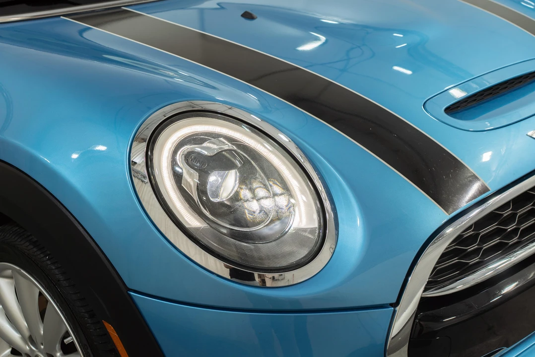 2017 Mini Mini Cooper S 3rd Gen - Image 10 of 31