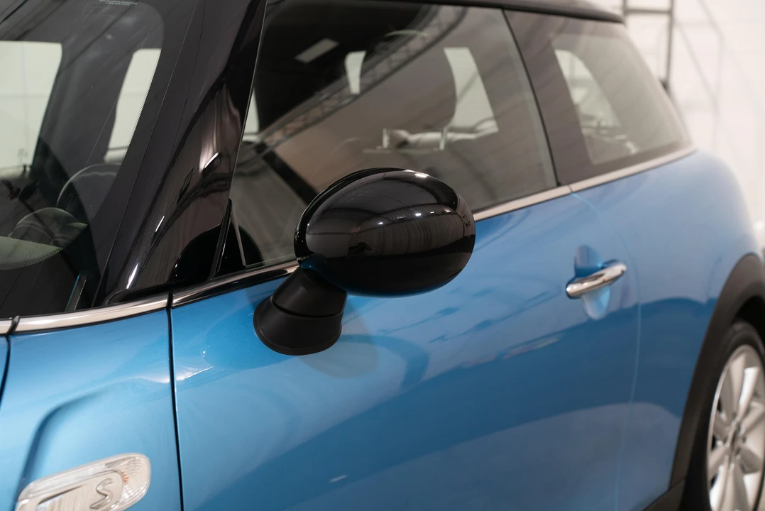 2017 Mini Mini Cooper S 3rd Gen - Image 29 of 31
