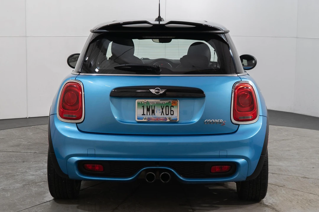2017 Mini Mini Cooper S 3rd Gen - Image 5 of 31