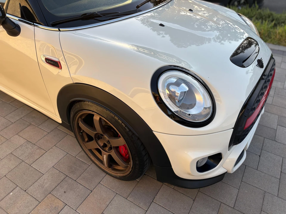 2017 Mini Mini Cooper S 3rd Gen - Image 11 of 31