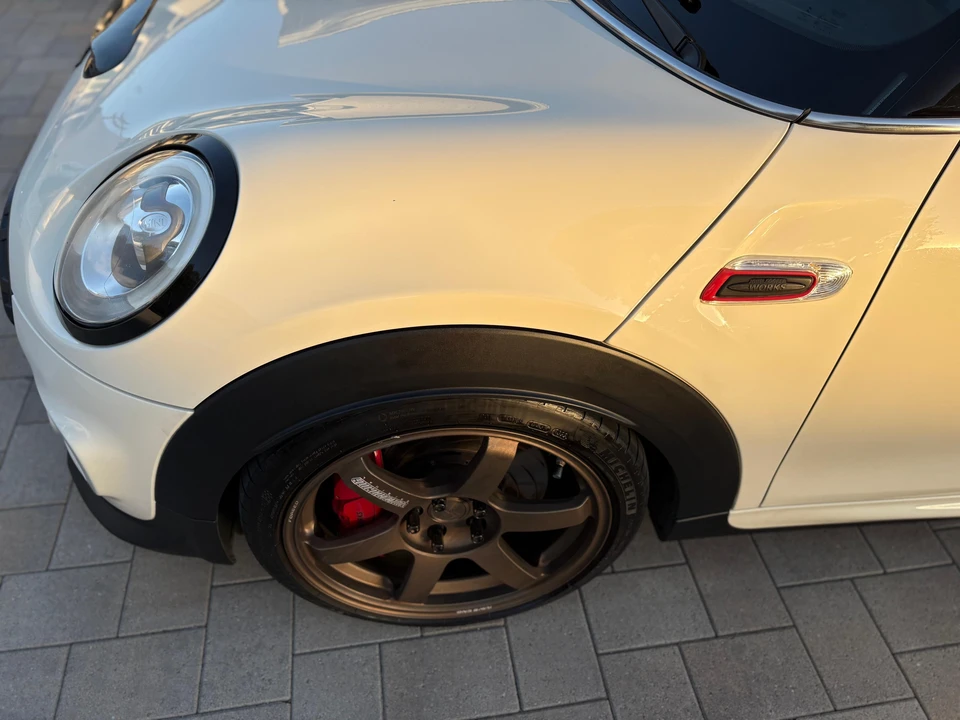 2017 Mini Mini Cooper S 3rd Gen - Image 14 of 31